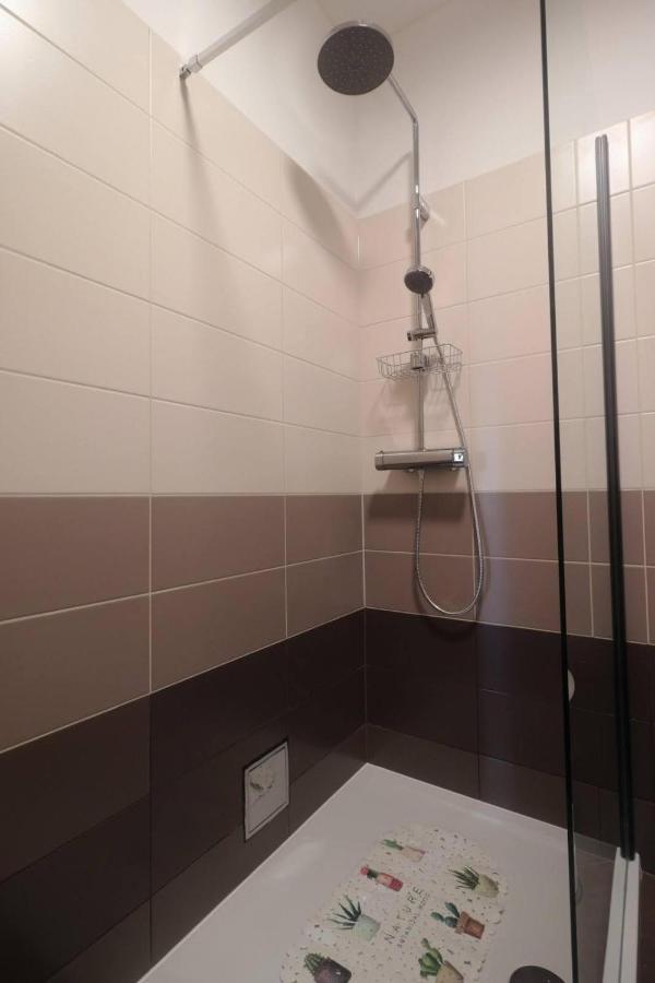 Apartman Studio Pesja Omišalj Exterior foto